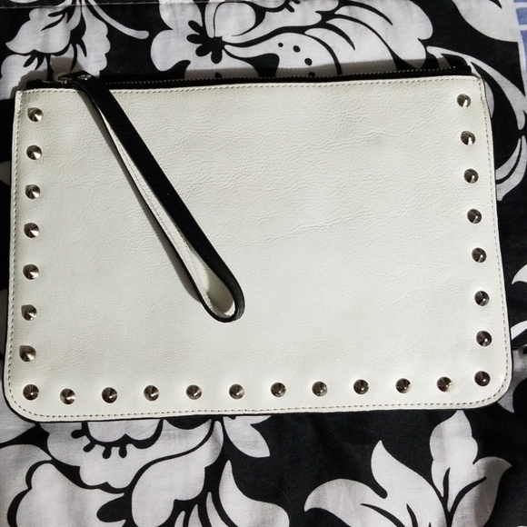 Rebecca Minkoff Handbags - Rebecca Minkoff Clutch